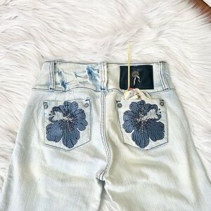 Vintage Y2K capri jeans 🌺 by BK Jeans